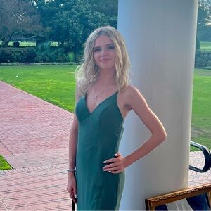 Meet your Posher, Julie